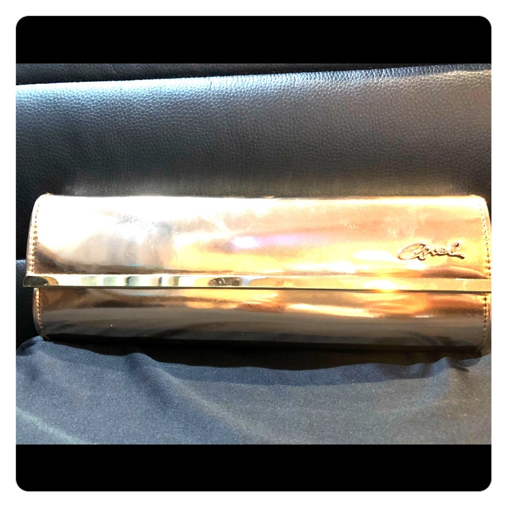 Copper clutch by Axel